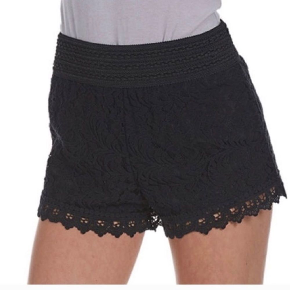 Womens Ambiance Black Lace Elastic Waist Shorts - Sz S